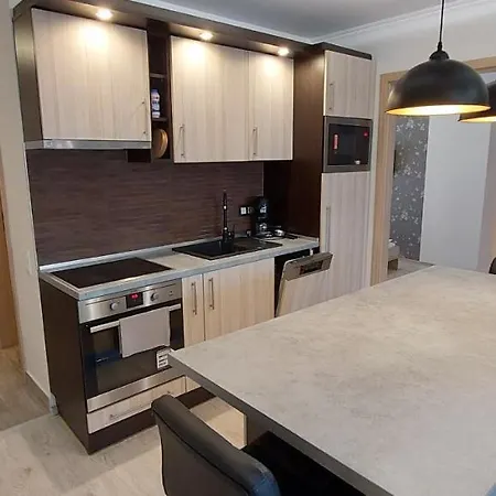 Laguna Apartman *